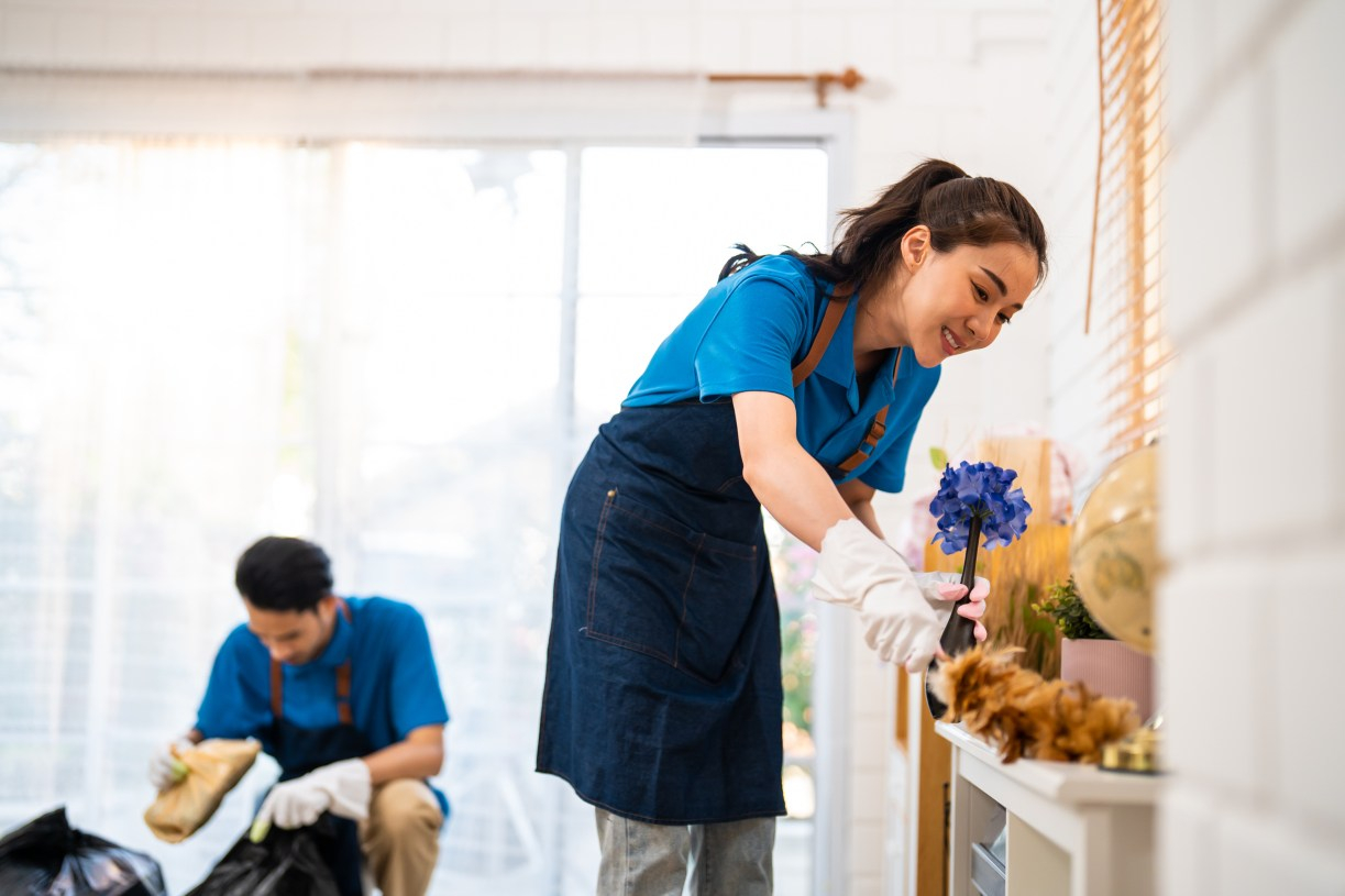 Picture of Holiday Tipping Etiquette: Who And How Much To Tip? | Alliant Credit Union