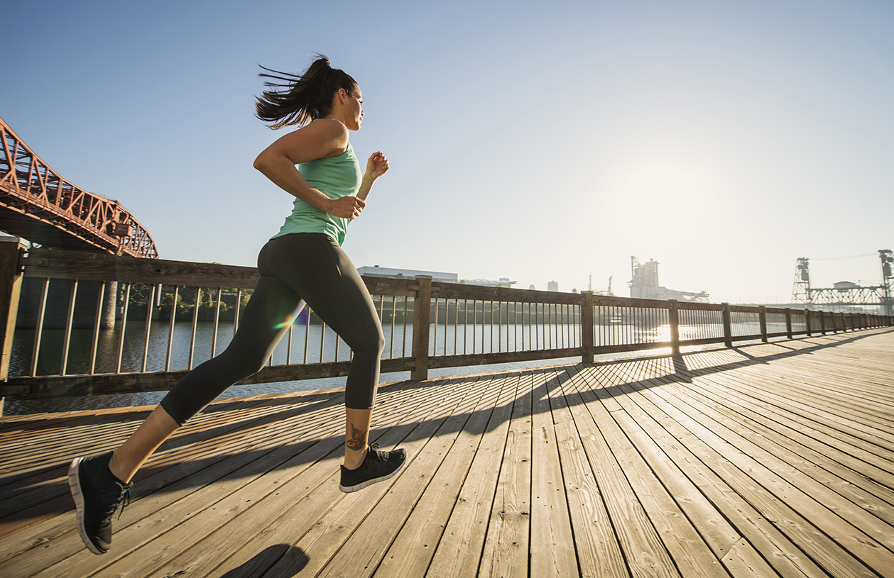 woman training for marathon