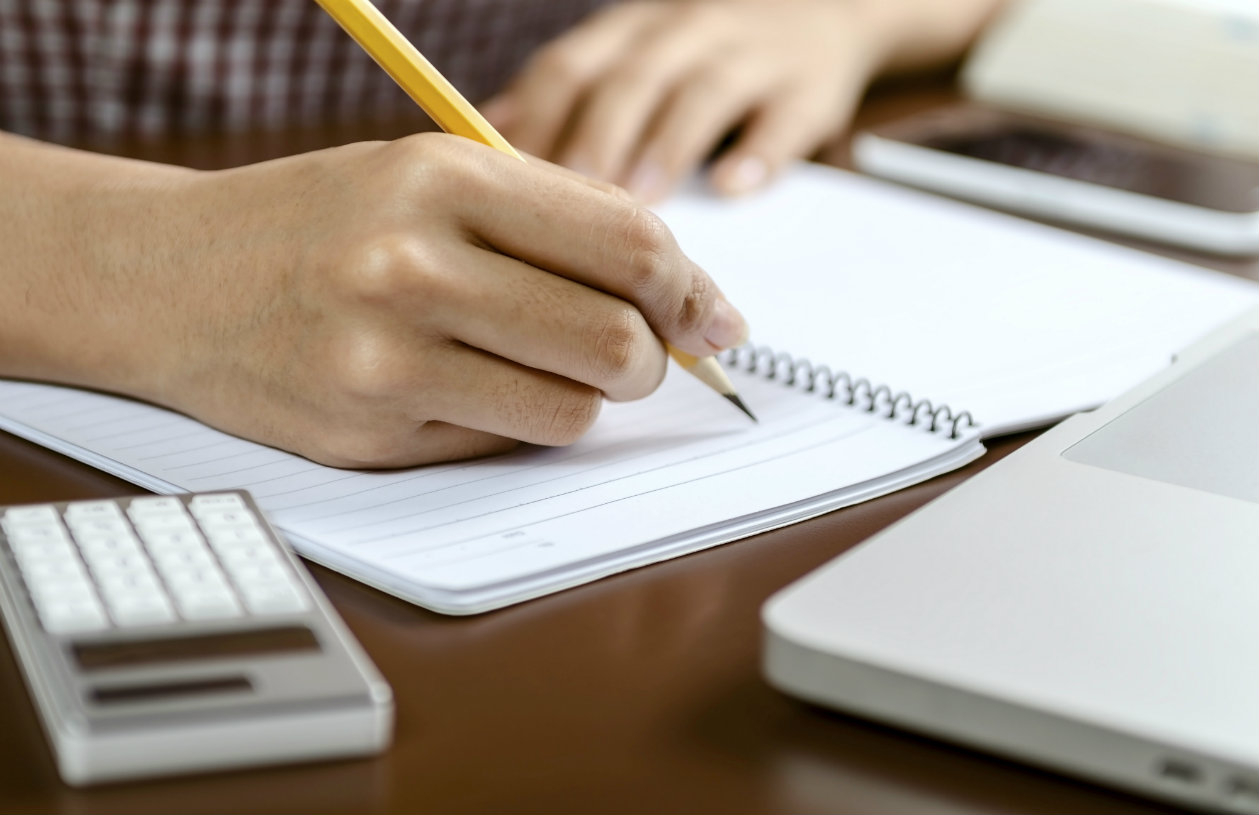 4 money moves to make before the year ends